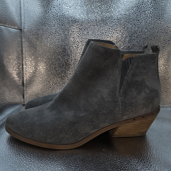 Dr. Scholl's gray Ankle Booties size 9 cute - Picture 2 of 16